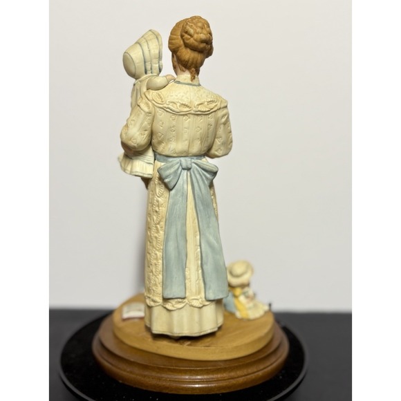 Vtg '88 Jan & Sharice Porcelain Figurine‎ Limited Edition Jan Hagara #4730 - Picture 10 of 12